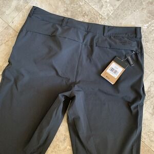 The North Face Mens Paramount Activity Pants Asphalt Grey Size 38S NWT MSRP $80